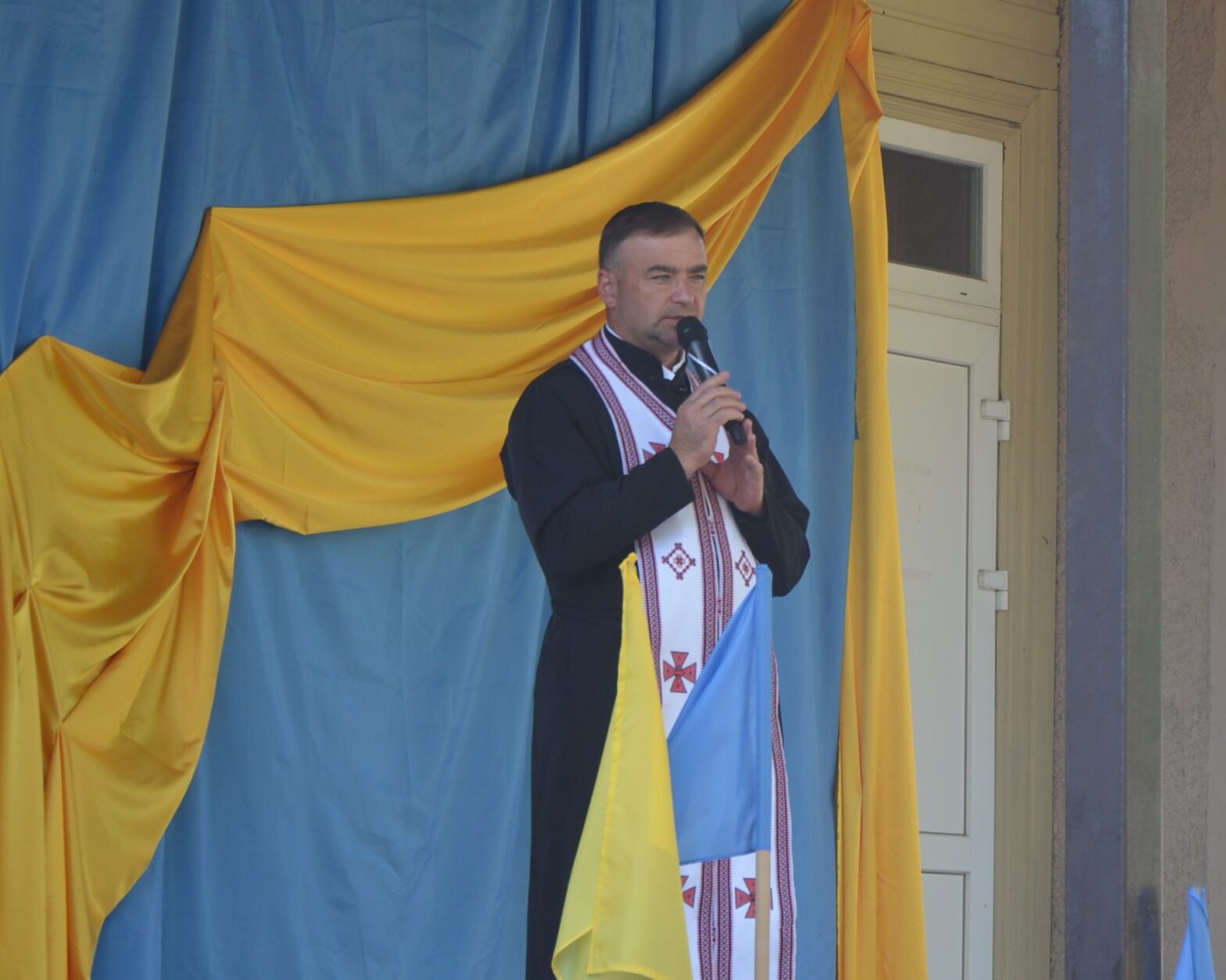 Вітаємо з ювілеєм настоятеля церкви святого великомученика Димитрія Солунського села Татарів — Петра Поповича