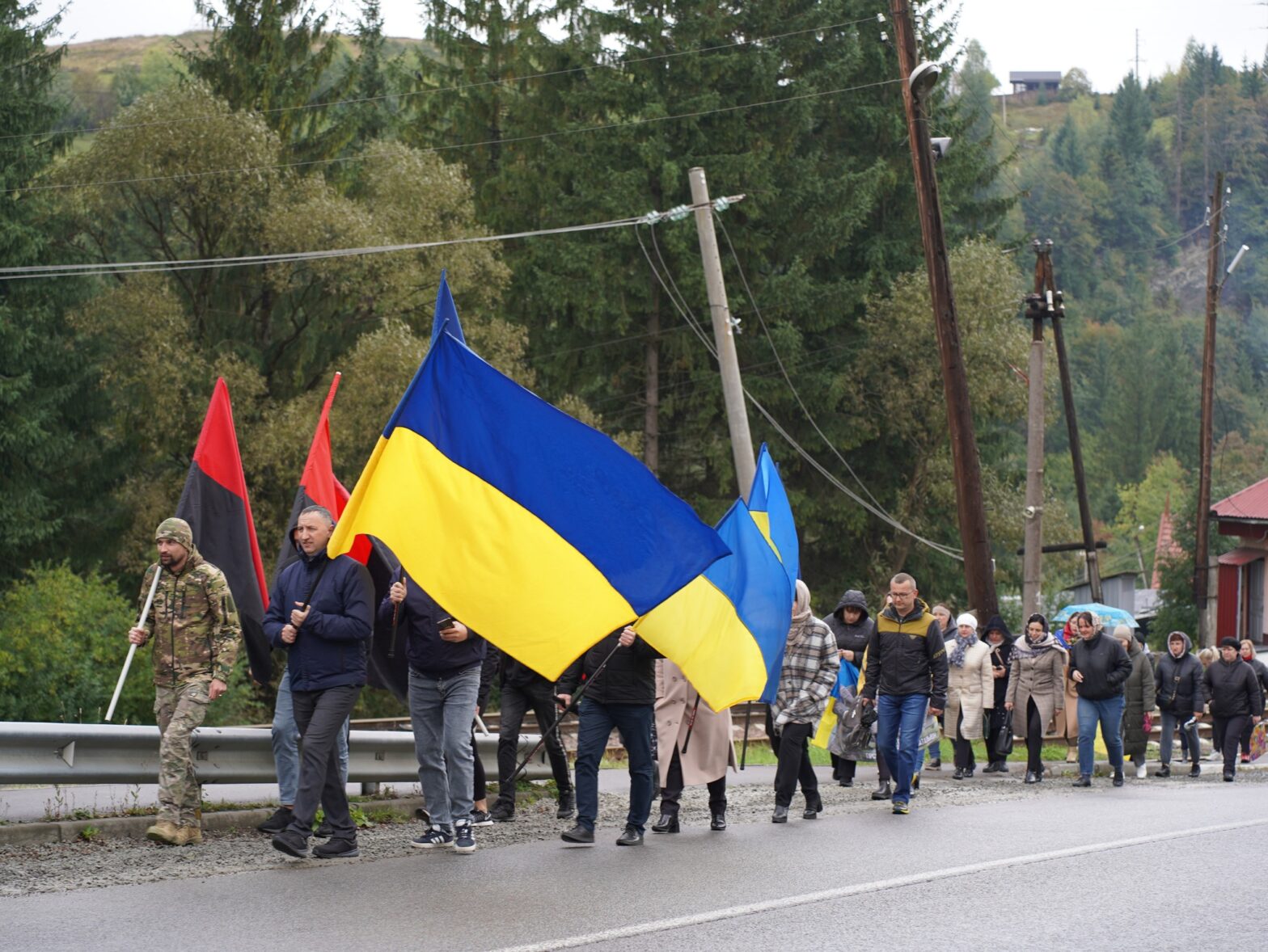 У Ворохті вшанували Героїв минулого і сьогодення