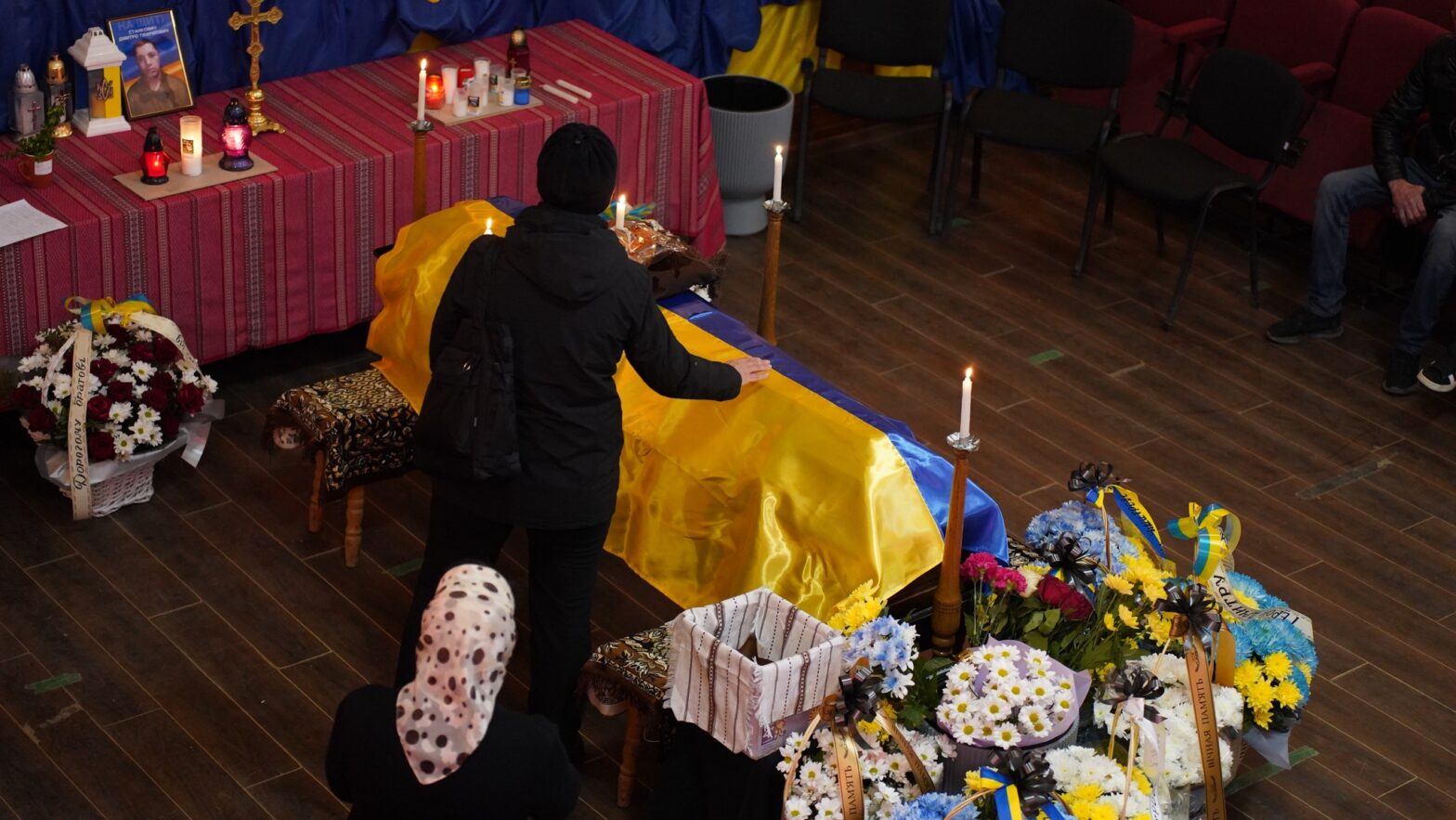 Ворохтянська громада прощається із полеглим Захисником Дмитром Станковичем