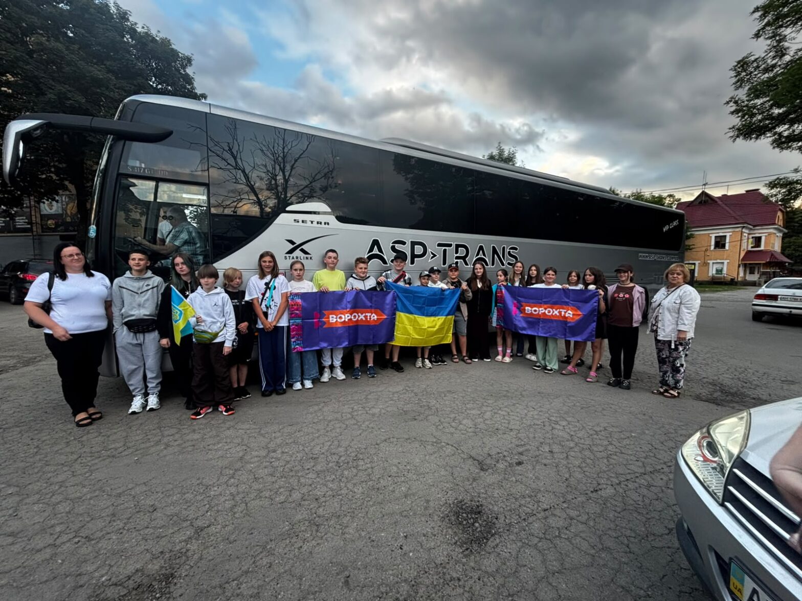 У межах меморандуму про співпрацю школярі громади вирушили до англомовного табору в Польщу